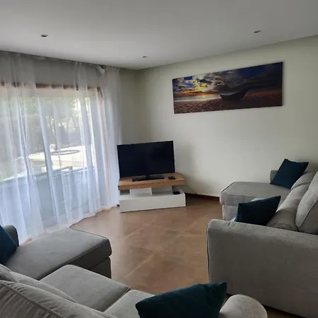 Casa Rogel By Armacao De Pera With Heated Pool And Games Ferienhaus *