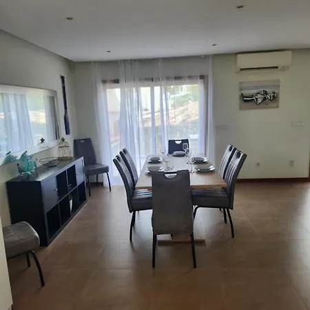 Casa vacanze Casa Rogel By Armacao De Pera With Heated Pool And Games *