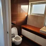 Casa Rogel By Armacao De Pera With Heated Pool And Games 펜션 앨칸타릴하