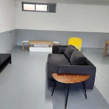 Casa Rogel By Armacao De Pera With Heated Pool And Games 阿尔坎塔里利亚