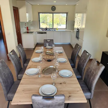 Semesterbostad Casa Rogel By Armacao De Pera With Heated Pool And Games