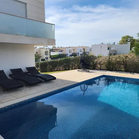 Feriehus Casa Rogel By Armacao De Pera With Heated Pool And Games Alcantarilha