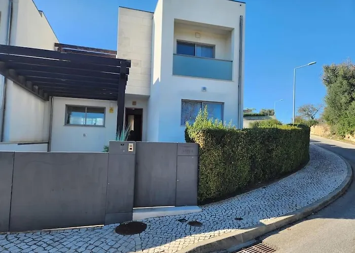 Casa de Férias Casa Rogel By Armação De Pêra With Heated Pool&games *