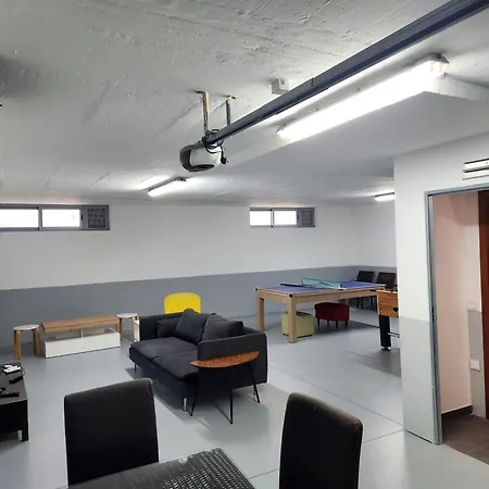 Casa Rogel By Armacao De Pera With Heated Pool And Games Nyaraló
