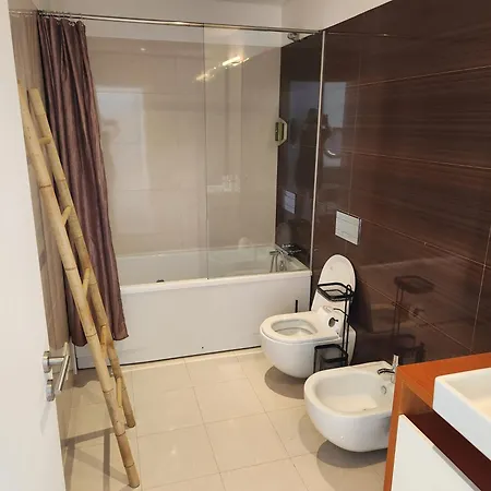 Casa Rogel By Armacao De Pera With Heated Pool And Games Nyaraló